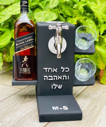 וודקה טא'פ גיפט - מעמד לכוסת וויסקי
