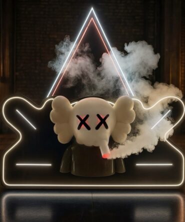 אפטר טכנו KAWS